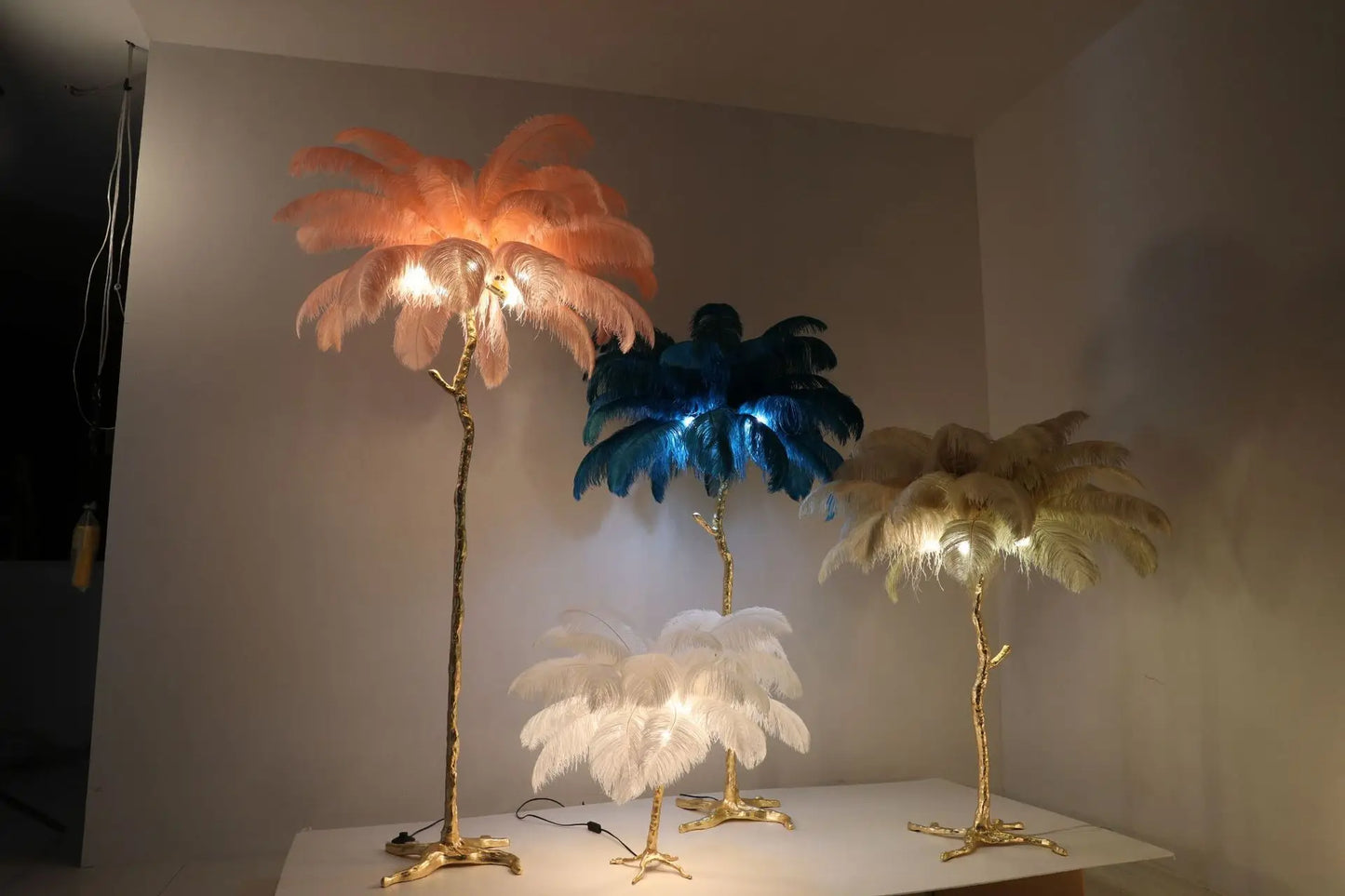 Latest White Feather LED Floor Lamp – Modern Ostrich Feather Standing Lamp for Living Room, Bedroom, and Sofa Room Decor